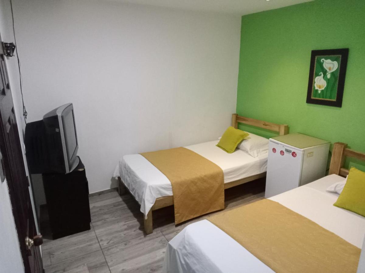 Hotel Canaveral Plaza マニサレス エクステリア 写真